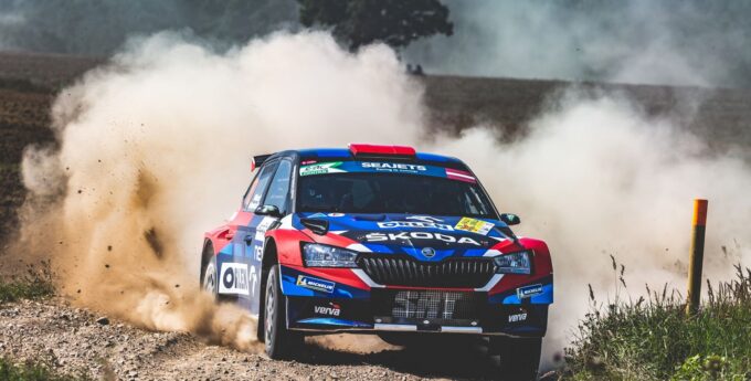 Rajd Lipawy: Oliver Solberg wygrywa drugi raz z rzędu. Miko Marczyk był dziś drugim najlepszym juniorem