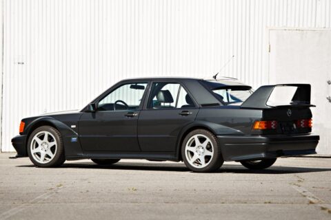 Mercedes-Benz-190E-2.5-16-Evolution-4