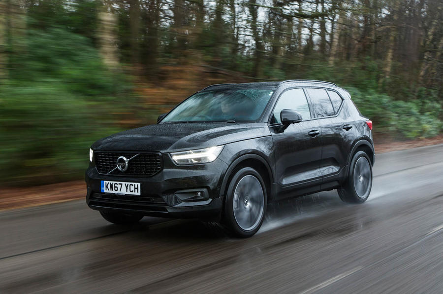 volvo-xc40-benzyna-diesel