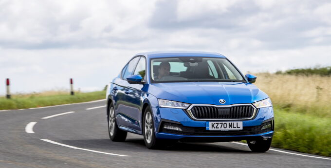 2021-skoda-octavia-e-tec-uk