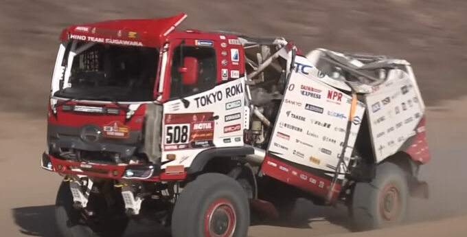Dakar 2021 – Cztery ciężarówki w 22 sekundach
