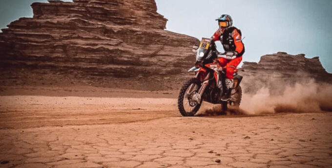 Dakar 2021 – Faworyt zapomniał paliwa!