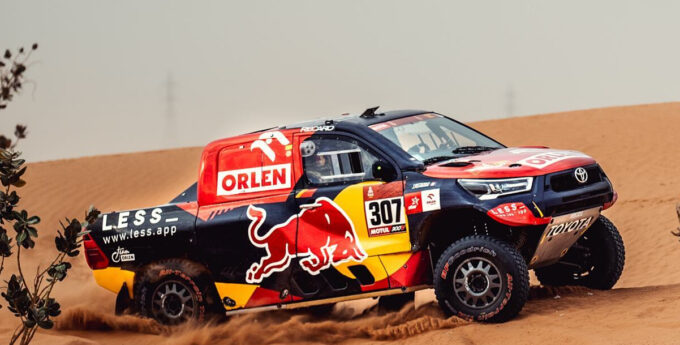 Kuba Przygoński Timo Gottschalk Toyota Hilux Orlen Team Dakar 2021