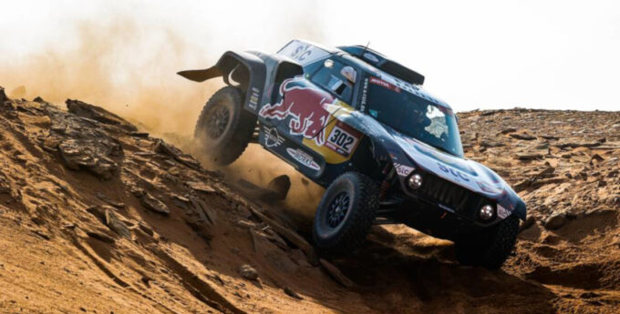 Dakar 2021 – Peterhansel wytrzymał presję