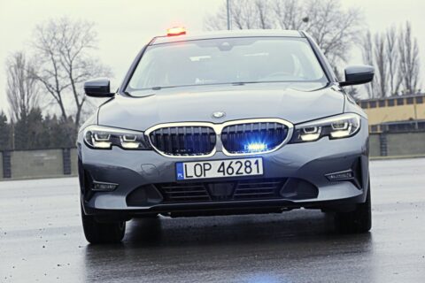 Nowe nieoznakowane BMW