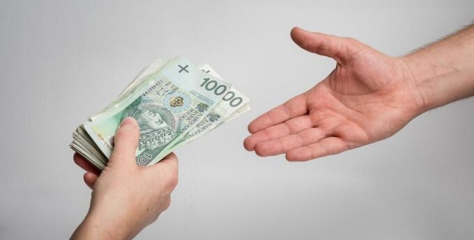 Dlaczego paliwo w Polsce drożeje? Już wszystko jasne – poznajcie winowajców takiego stanu rzeczy!