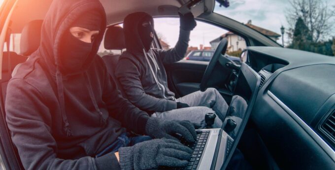 samochody zlodziej kradziez