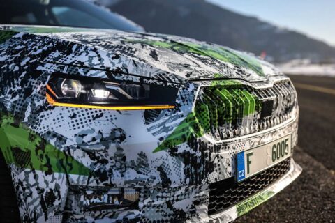 skoda-fabia-2021-covered-drive