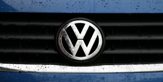volkswagen diesel logo