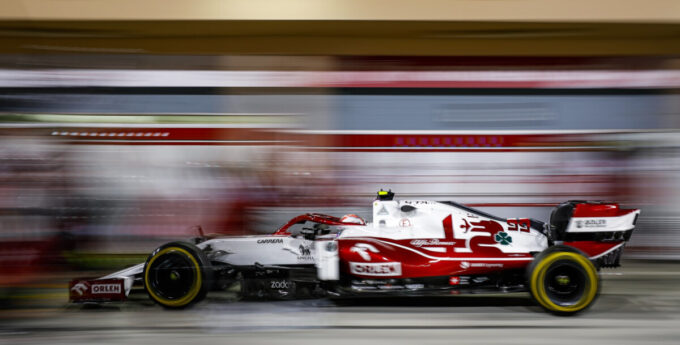 Alfa Romeo Racing ORLEN szybsza od Ferrari? Zapowiada się ciekawie