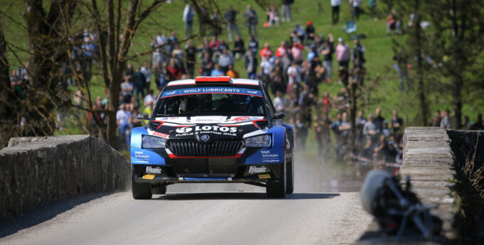 Kajetanowicz utrzymuje pewne prowadzenie. Sukces na wyciągnięcie ręki