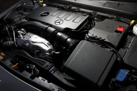 mercedes-silnik-kombi