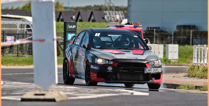 Astronomiczna kwota potrzebna na starty! Kierowca rajdowy podzielił się szczegółami – zobacz wideo