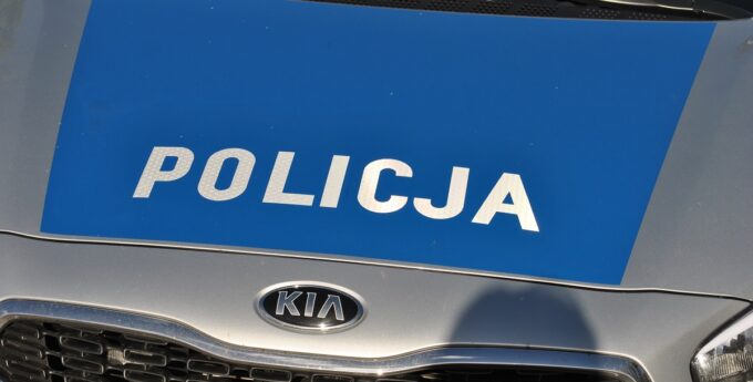 prowadził samochód bez uprawnien