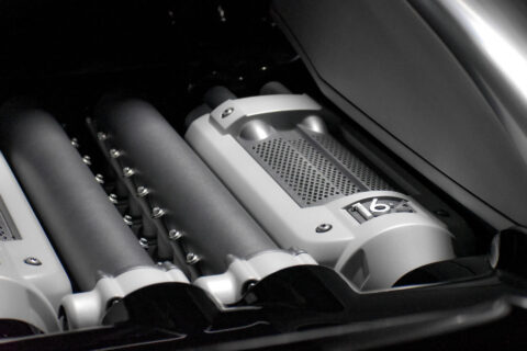Bugatti-Veyron-2-1
