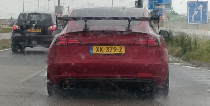 Tesla-Model-3-2a-Diesel