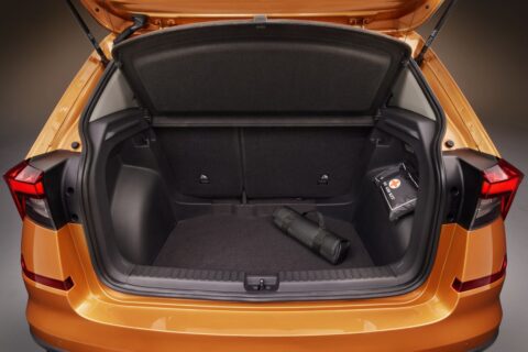 skoda-kushaq-suv-dacia-duster-cena