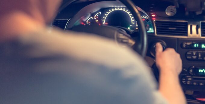 Stuk podczas uruchamiania