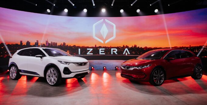 donald tusk izera polski samochód elektryczny