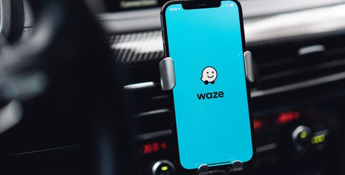 Waze z pakietem Kupidyna