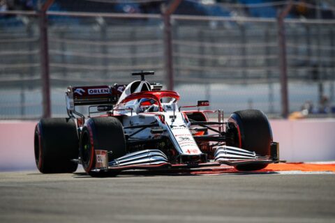 Zakręt numer 8 znowu da się we znaki kierowcom