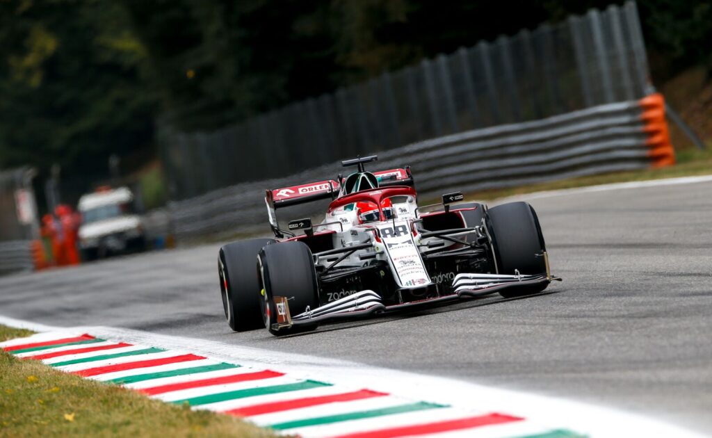 Kto przełamie hegemonię Mercedesa?