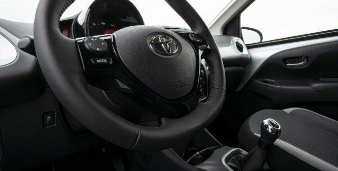 kierowco uszkodzisz samochód nie rób tego skrzynia biegów sprzęgło