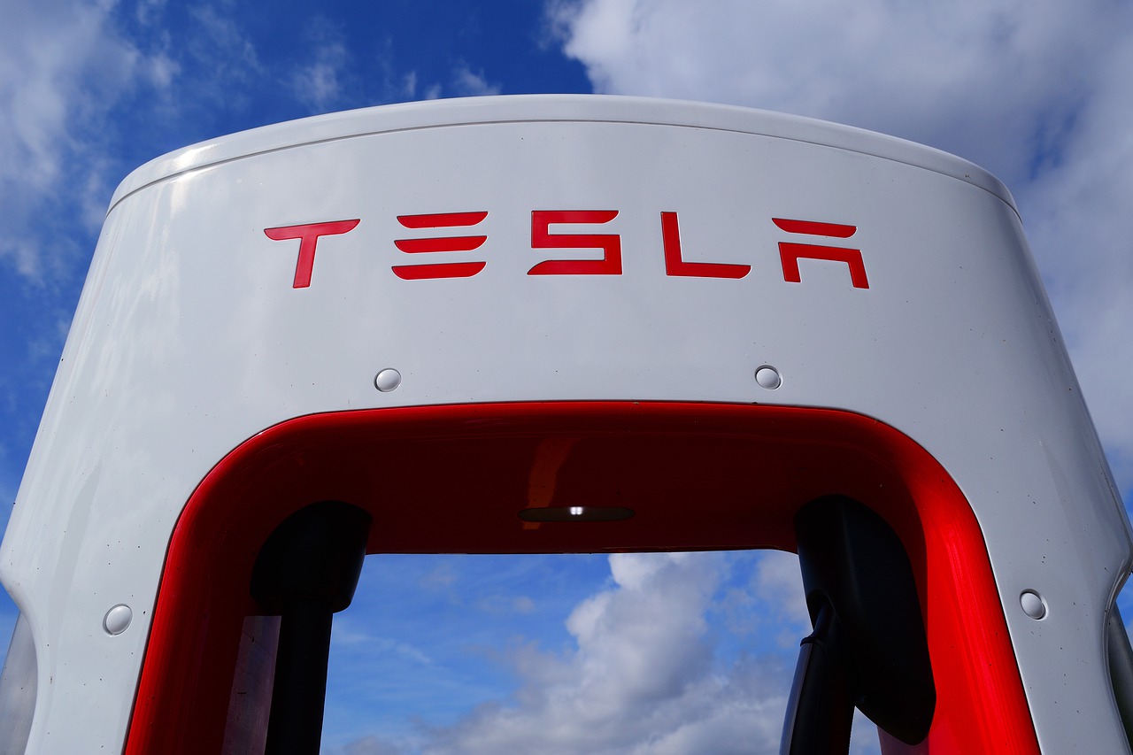 Ładowarka Tesla