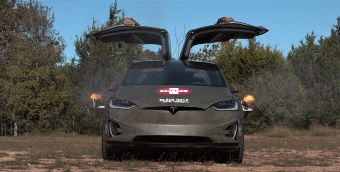 Przebudował Teslę Model X