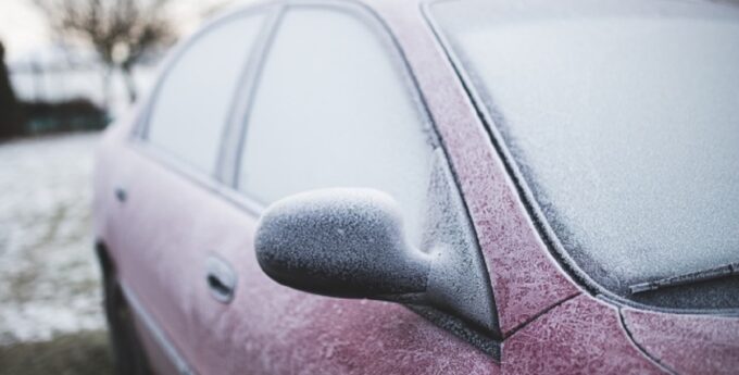 jak rozmrozic bezpiecznie samochod