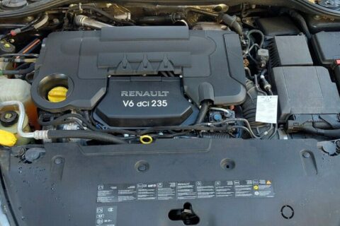 renault-laguna-diesel-v6
