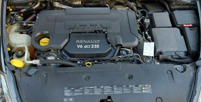 renault-laguna-diesel-v6