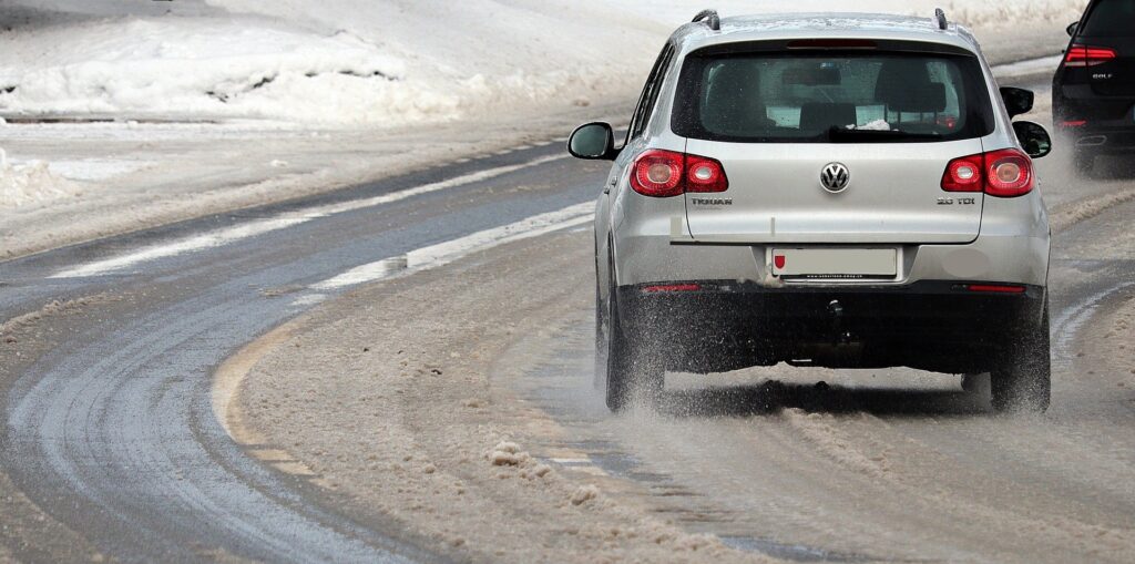śnieg mróz warunki pogoda prognoza droga kierowcy