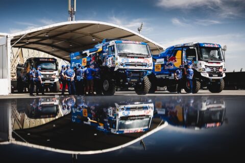 Próbują walczyć z KAMAZ-ami