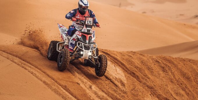 Wiśniewski jedzie swoje. Bezkonkurencyjny Copetti