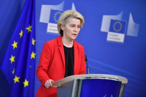 Ursula von der Leyen popiera zakaz Diesla