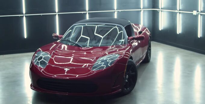 Tesla Roadster najdrozszy samochód Tesli