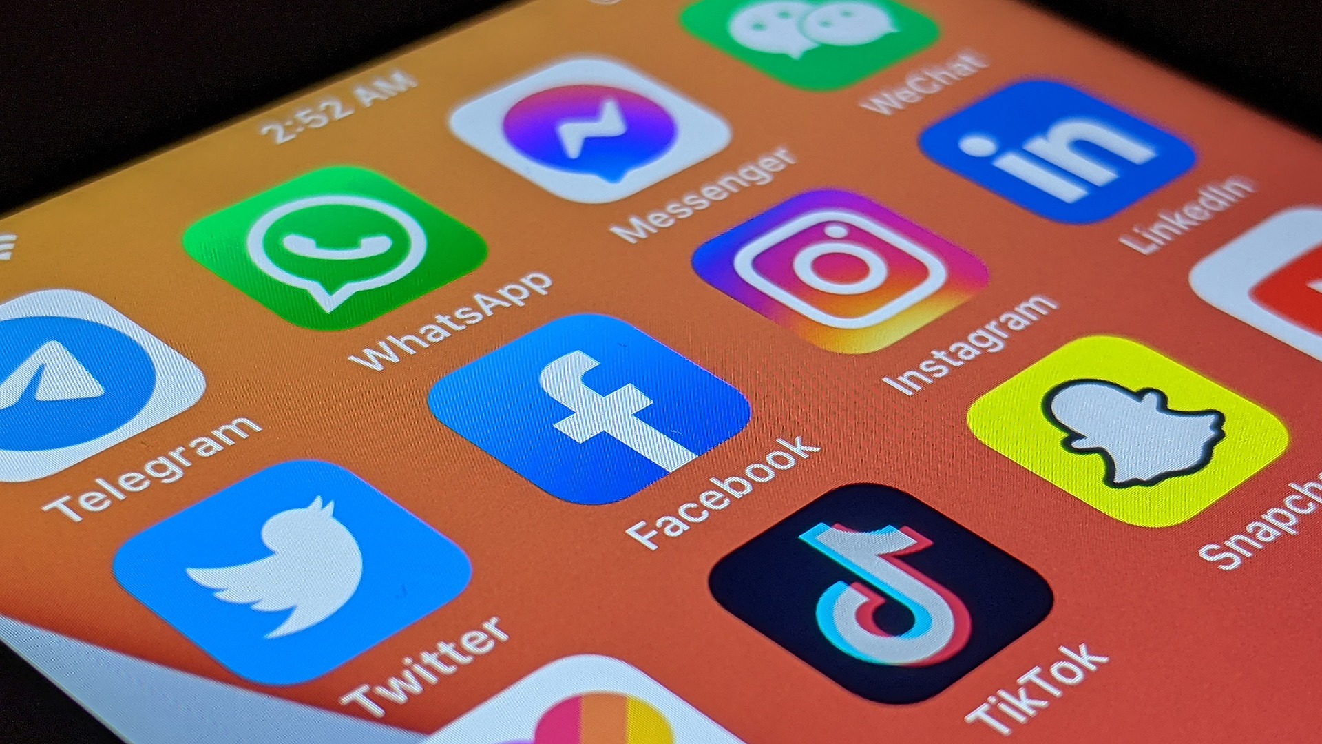 Facebook, Twitter, TikTok będą odłączone?