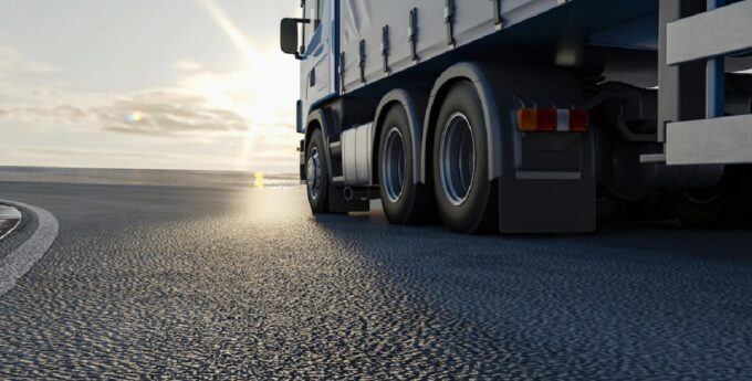 doniosl na kierowcę ciężarówki freepik