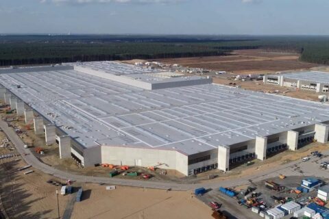 fabryka tesli pod kontrolą ministerstwa jpg