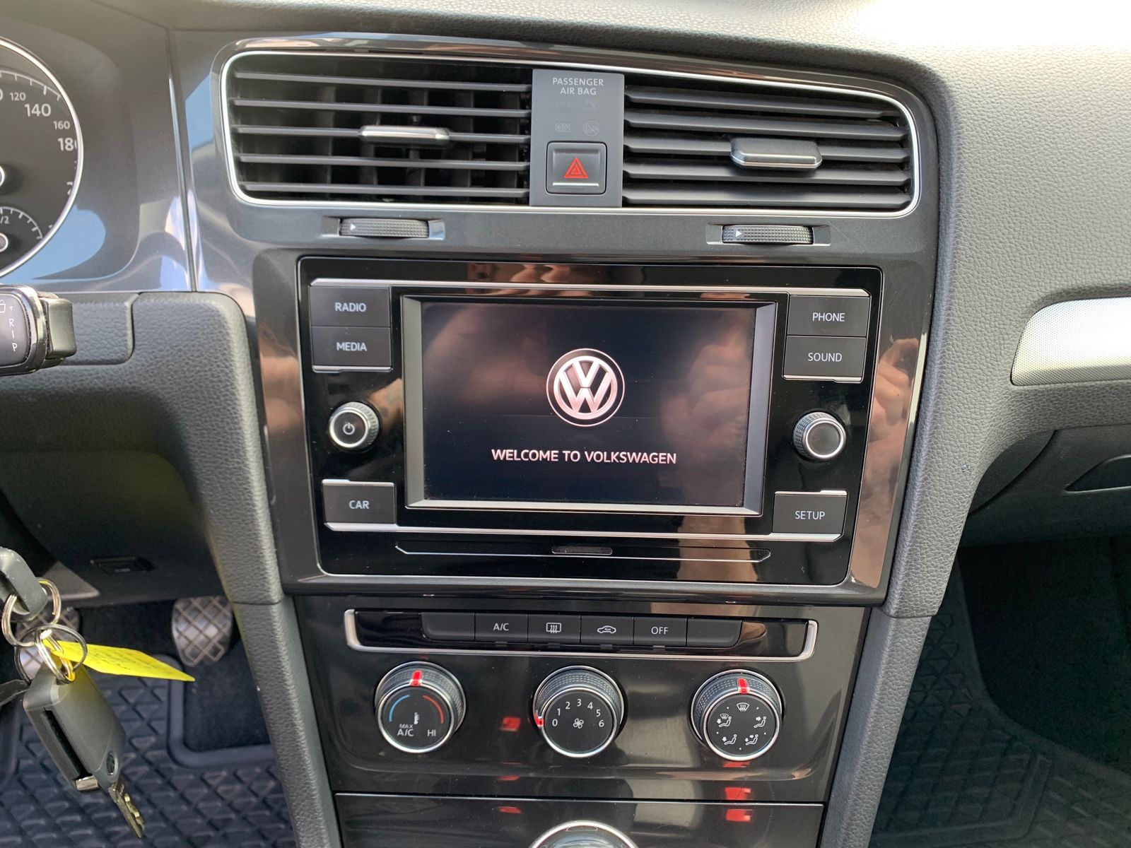 volkswagen-golf-variant-na-sprzedaz