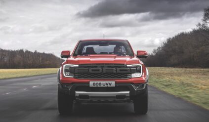 Ford otwiera listy zamówień na Rangera Raptora nowej generacji. Każdy może skonfigurować swój zestaw