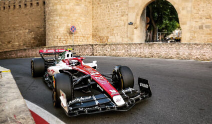 Red Bull i Ferrari poza zasięgiem reszty