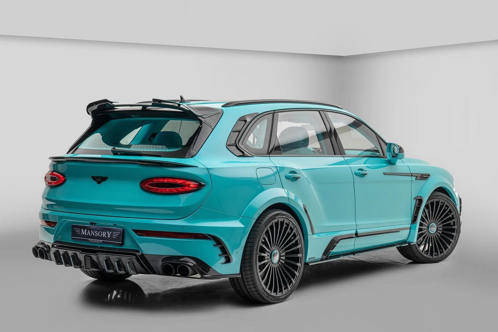 suv-Mansory-Bentley-Bentayga-Speed-Feroza-Edition-5