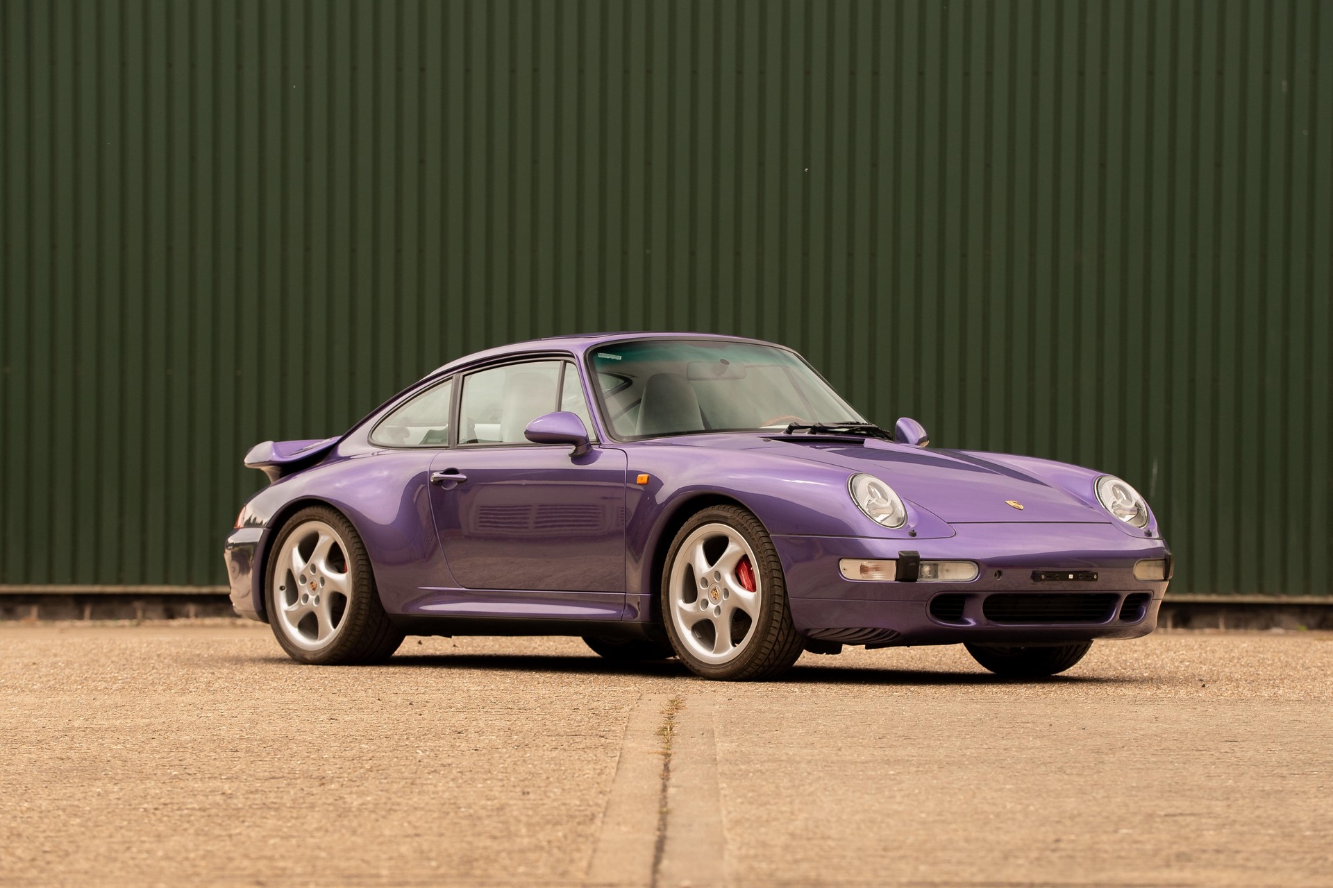 Porsche-911-Turbo-Saudi-5