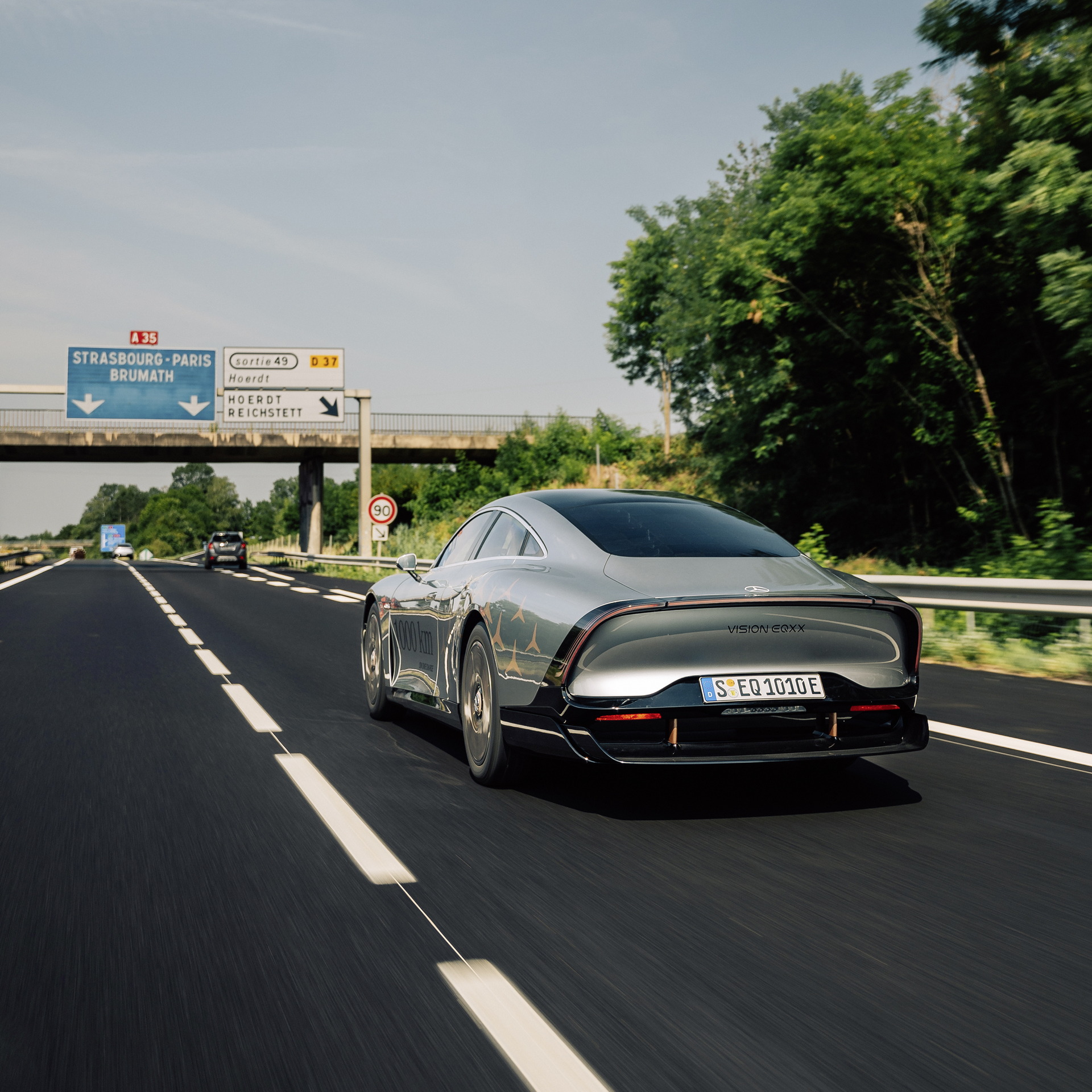 mercedes-vision-elektryk-diesel