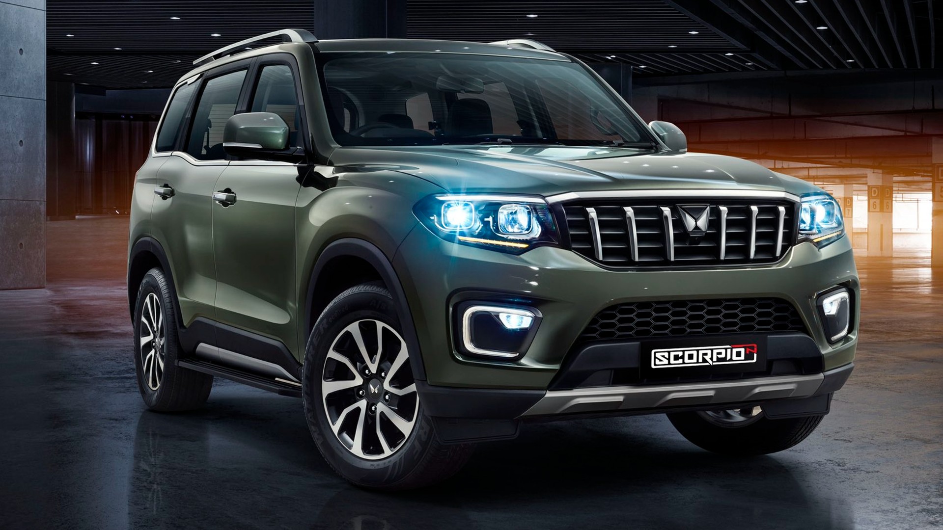 nowy-7-osobowy-suv-mahindra