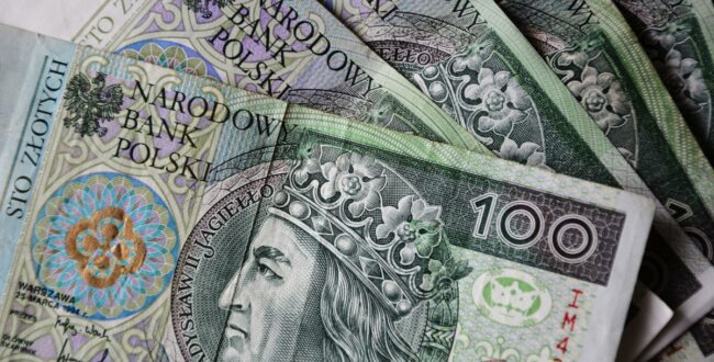 świadczenie pieniądze plus na paliwo