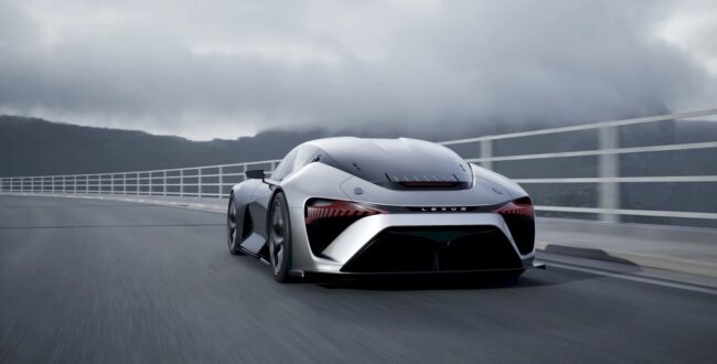 Prototyp Lexusa w centrum uwagi. Pojazd pojawi się podczas Goodwood Festival of Speed