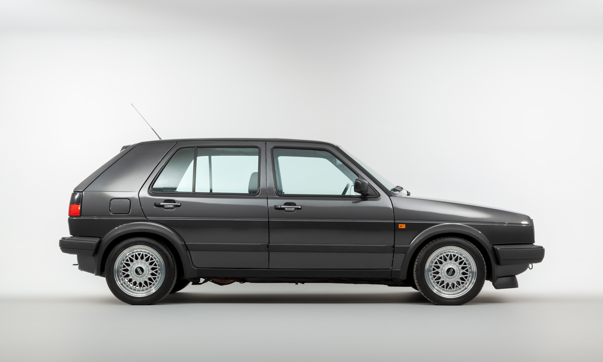 1989-Volkswagen-VW-Golf-G60-Limited-00003